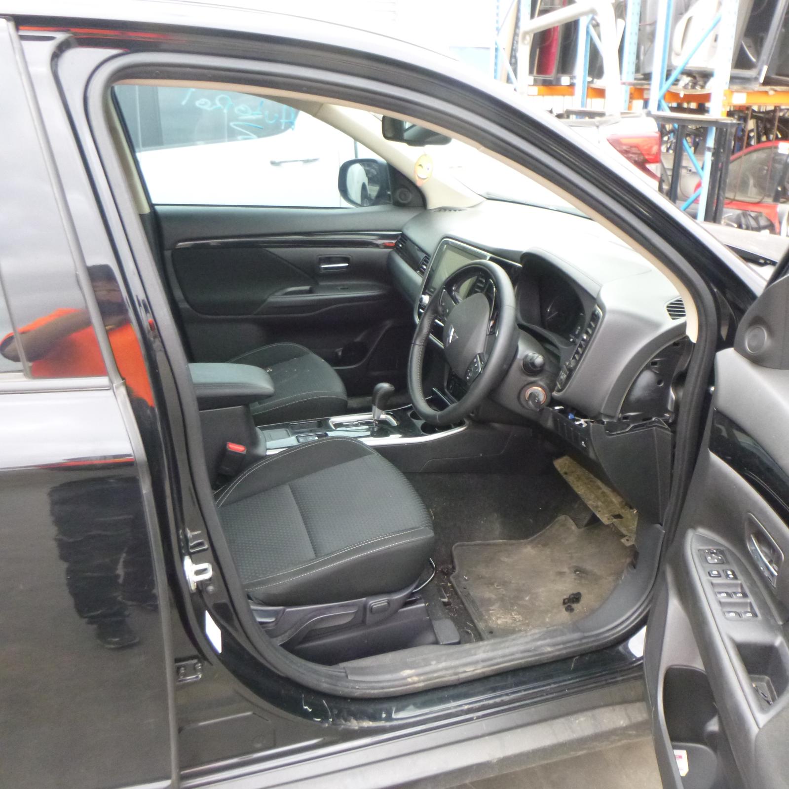 View Auto part Front Bumper Mitsubishi Outlander 2019