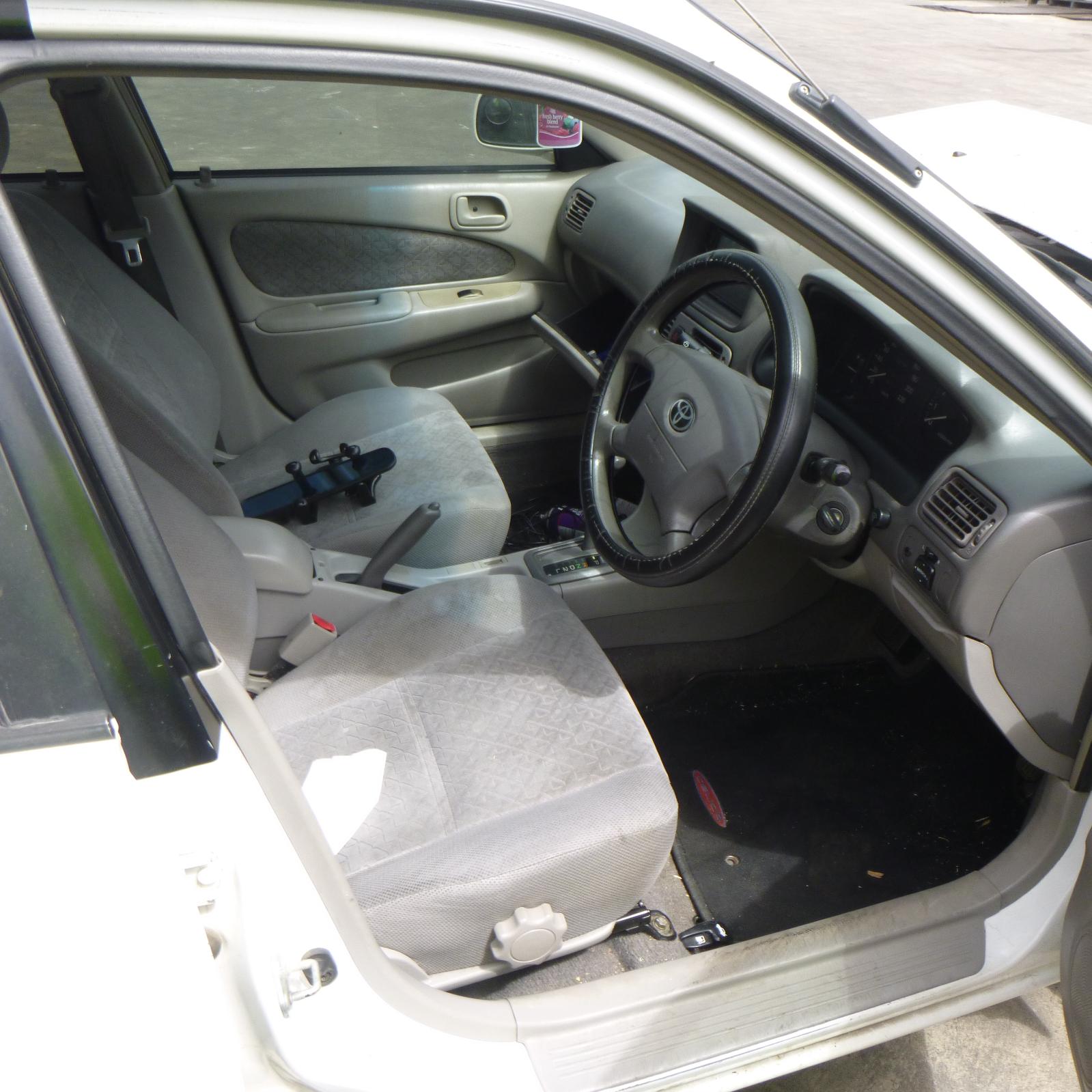 View Auto part Heater/Ac Controls Toyota Corolla 2000