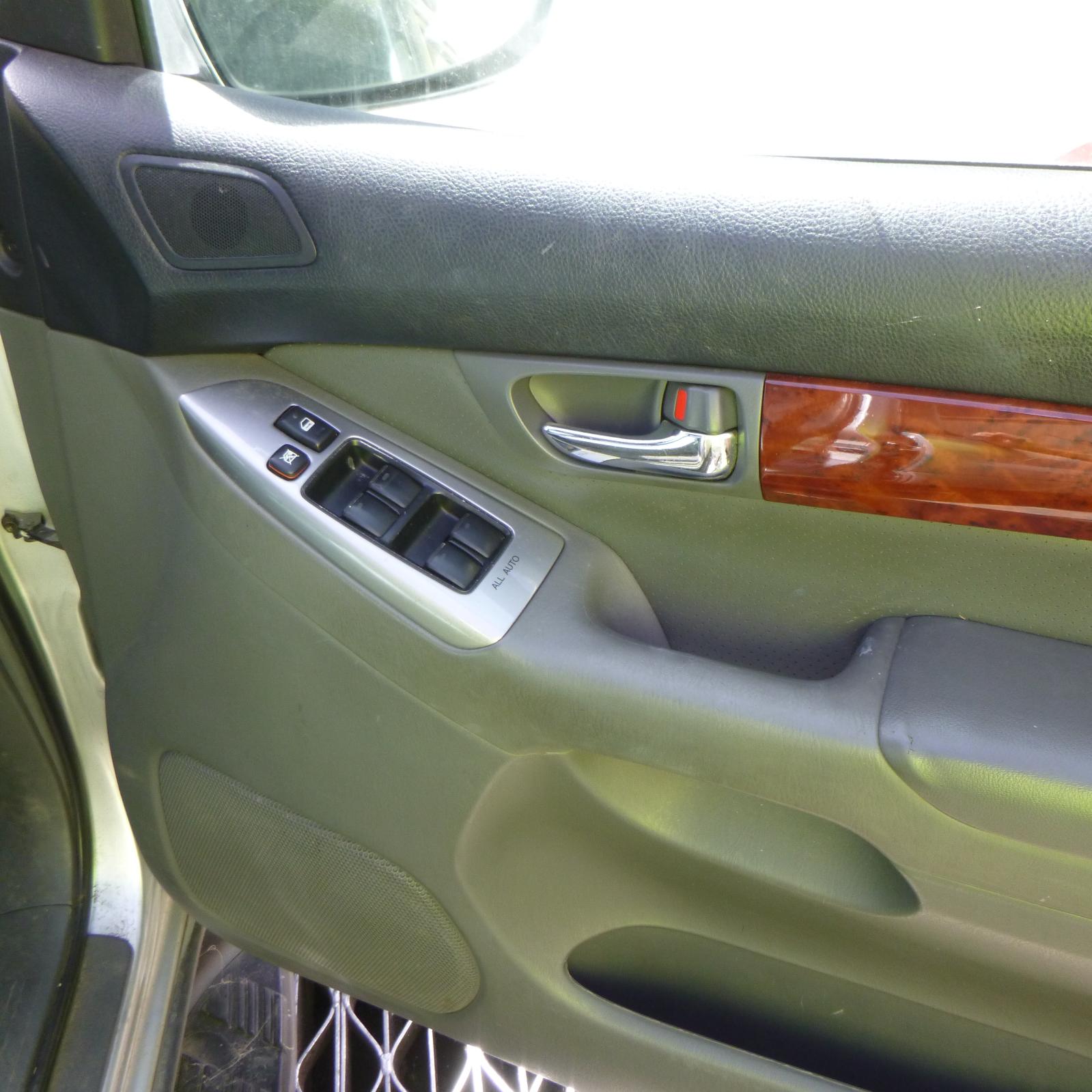 View Auto part Side Step/Skirt Toyota Prado 2003
