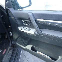 View Auto part Rear Spoiler Mitsubishi Pajero 2017