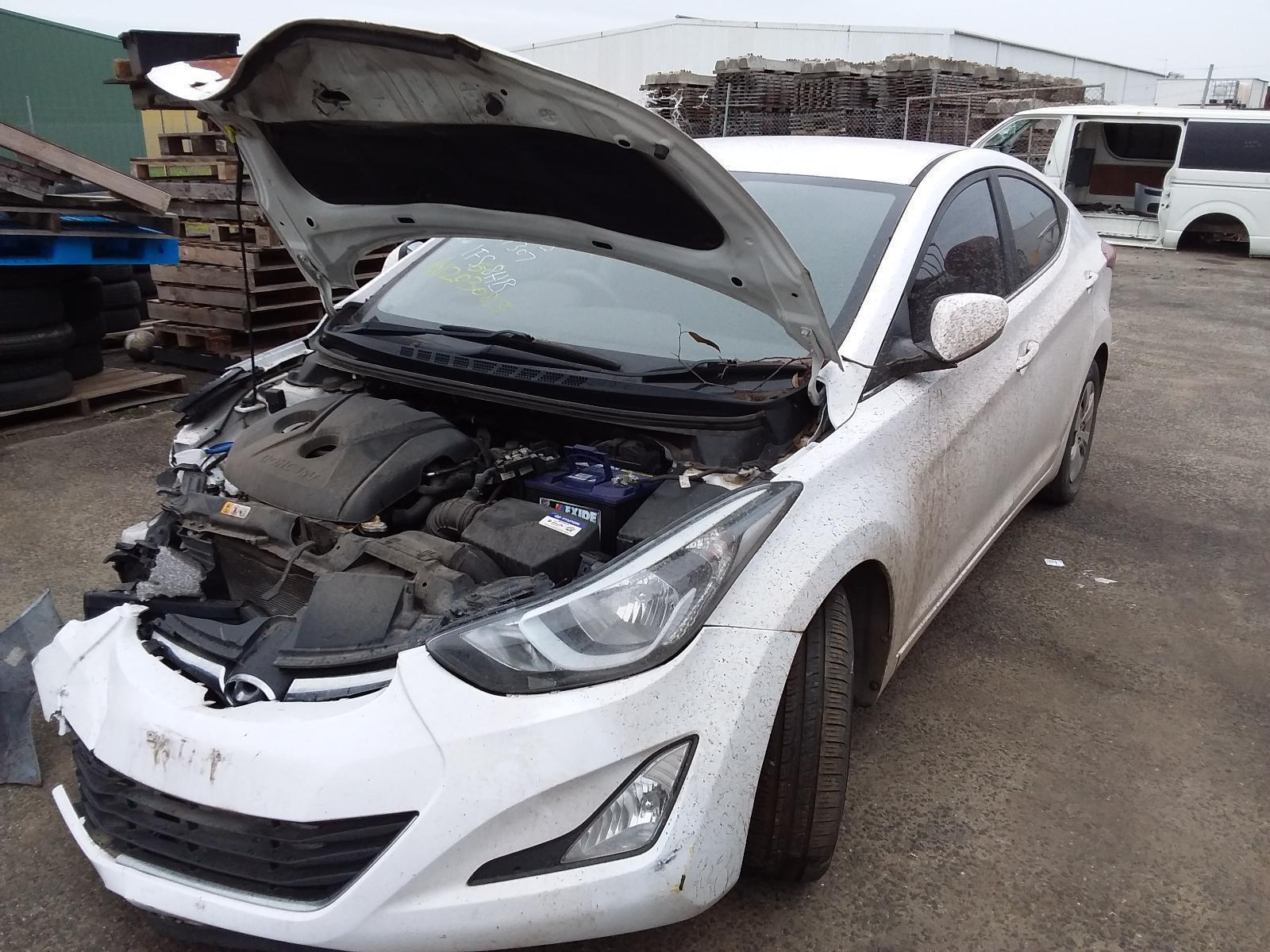 View Auto part Seatbelt/Stalk Hyundai Elantra 2015