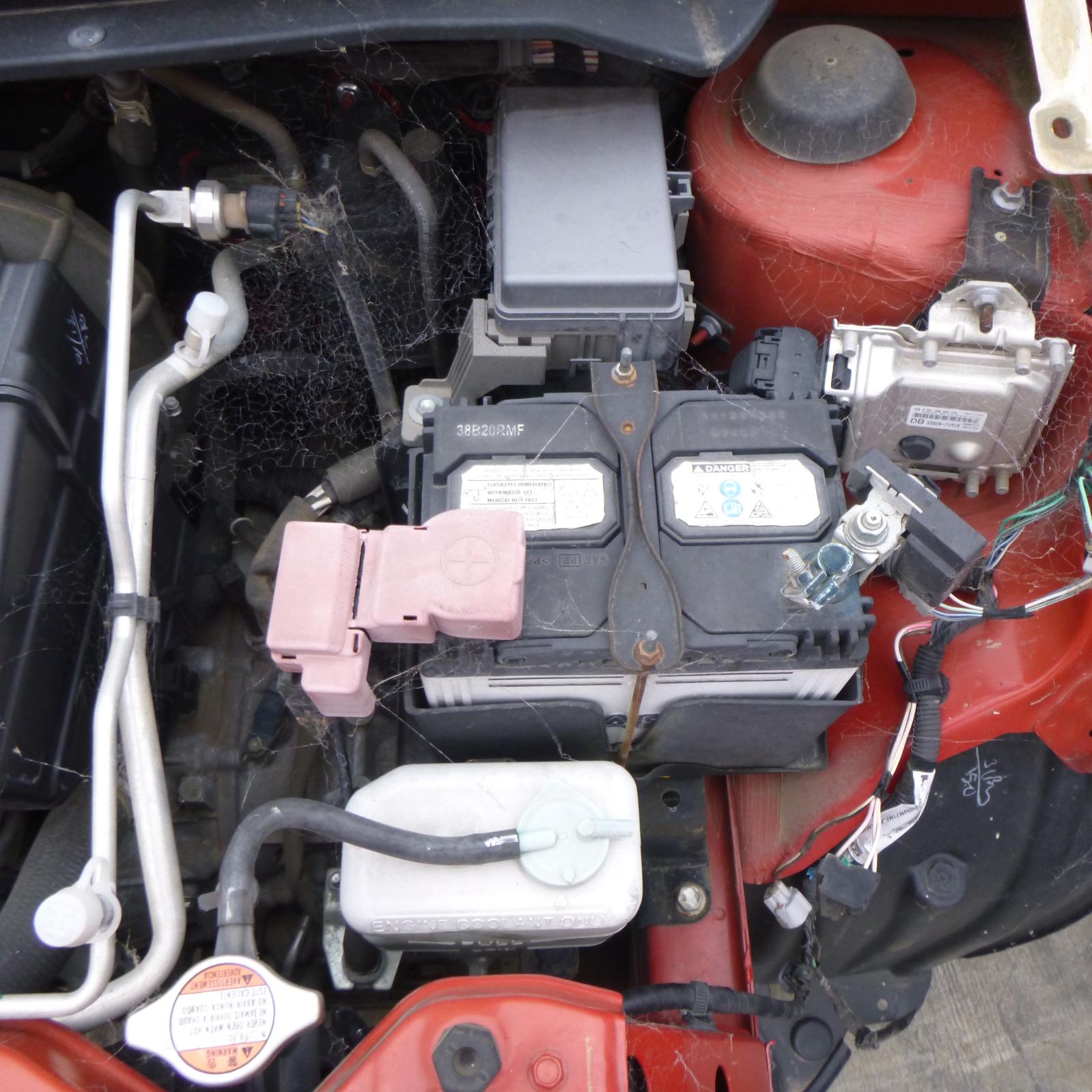 View Auto part Bonnet Lock/Support Suzuki Alto 2014