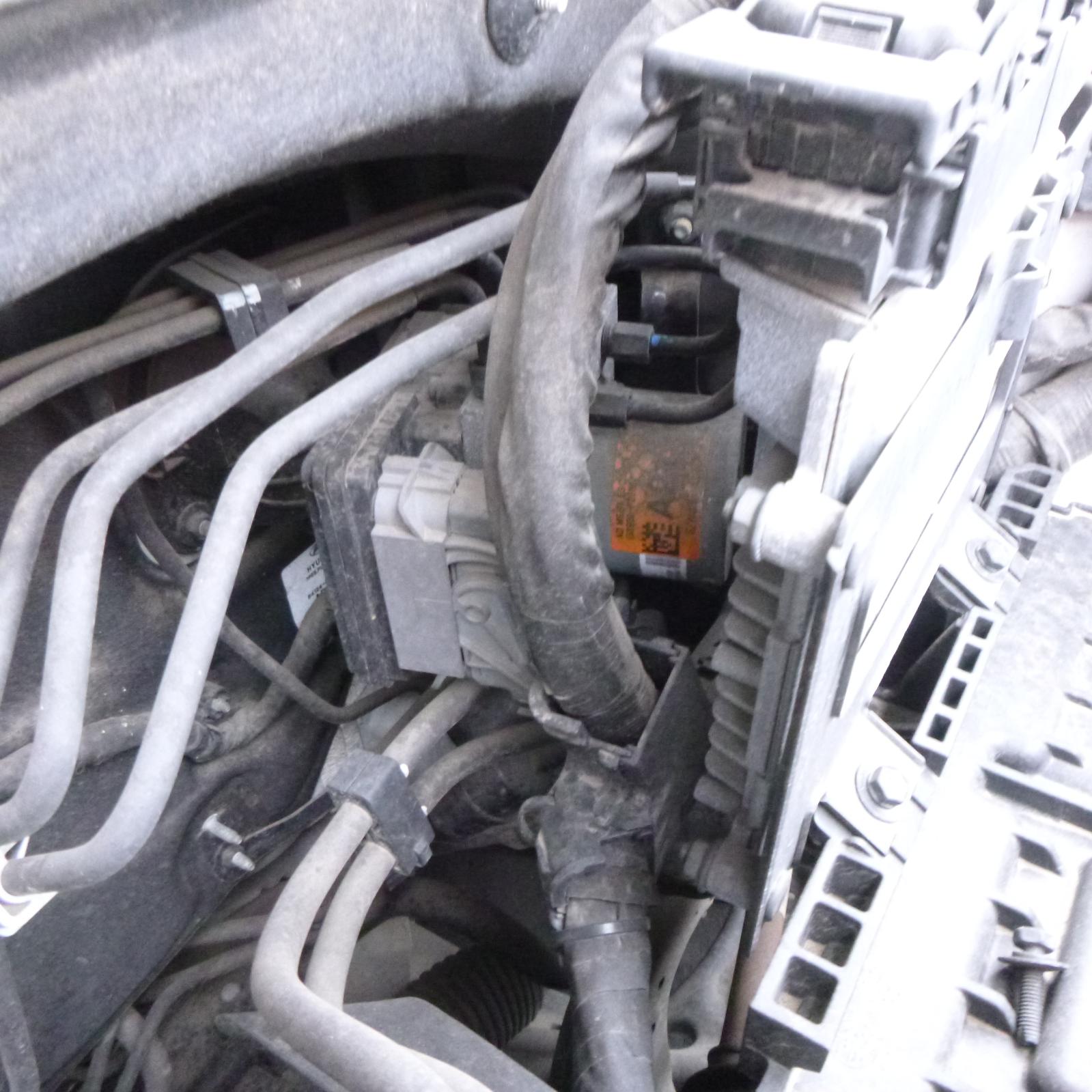 View Auto part Right Front Door Hyundai Elantra 2017