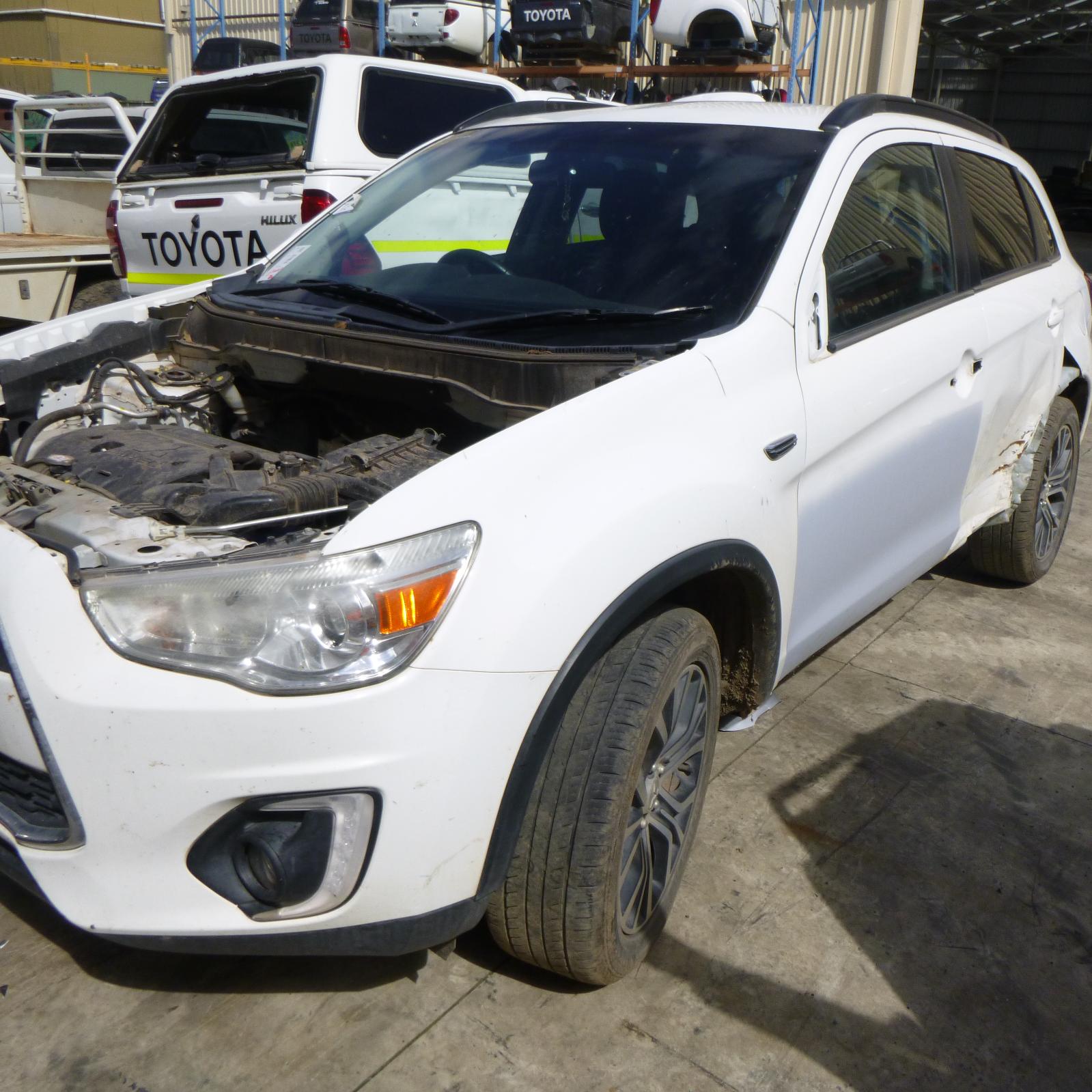 View Auto part Bonnet Hinge/Strut Mitsubishi Asx 2016