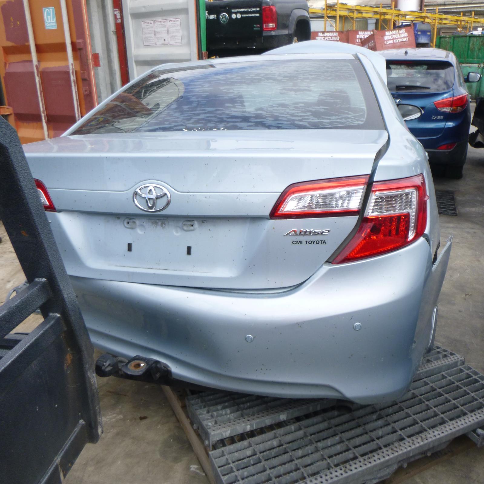 View Auto part Handbrake Lever Toyota Camry 2012