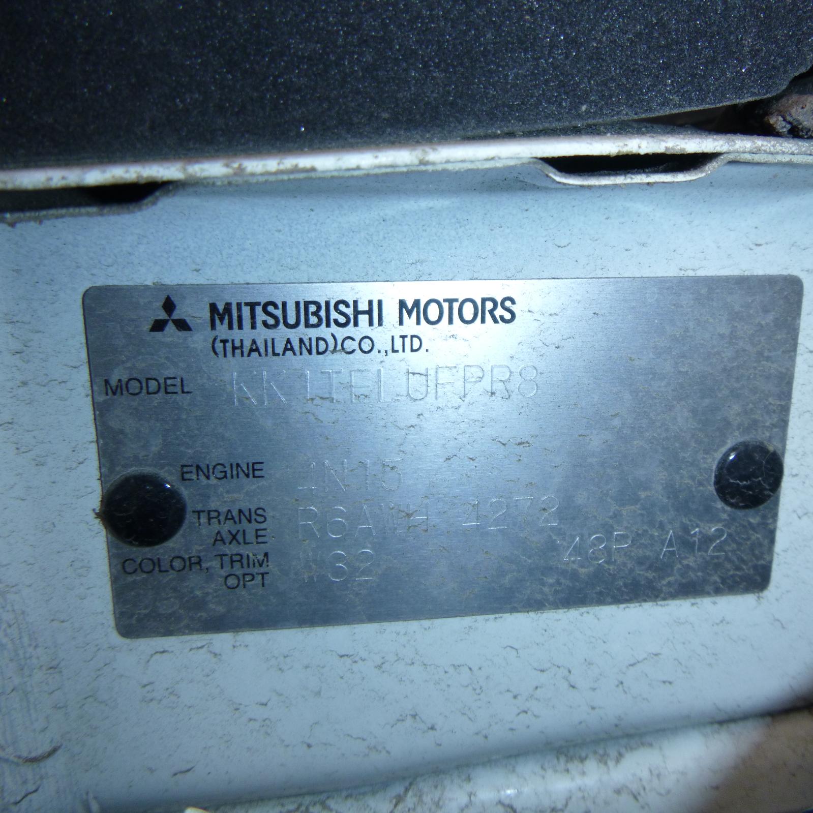 View Auto part Ecu Mitsubishi Triton 2021