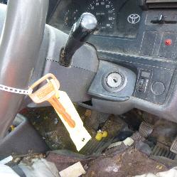 View Auto part Right Front Door Window Toyota Hiace 2002