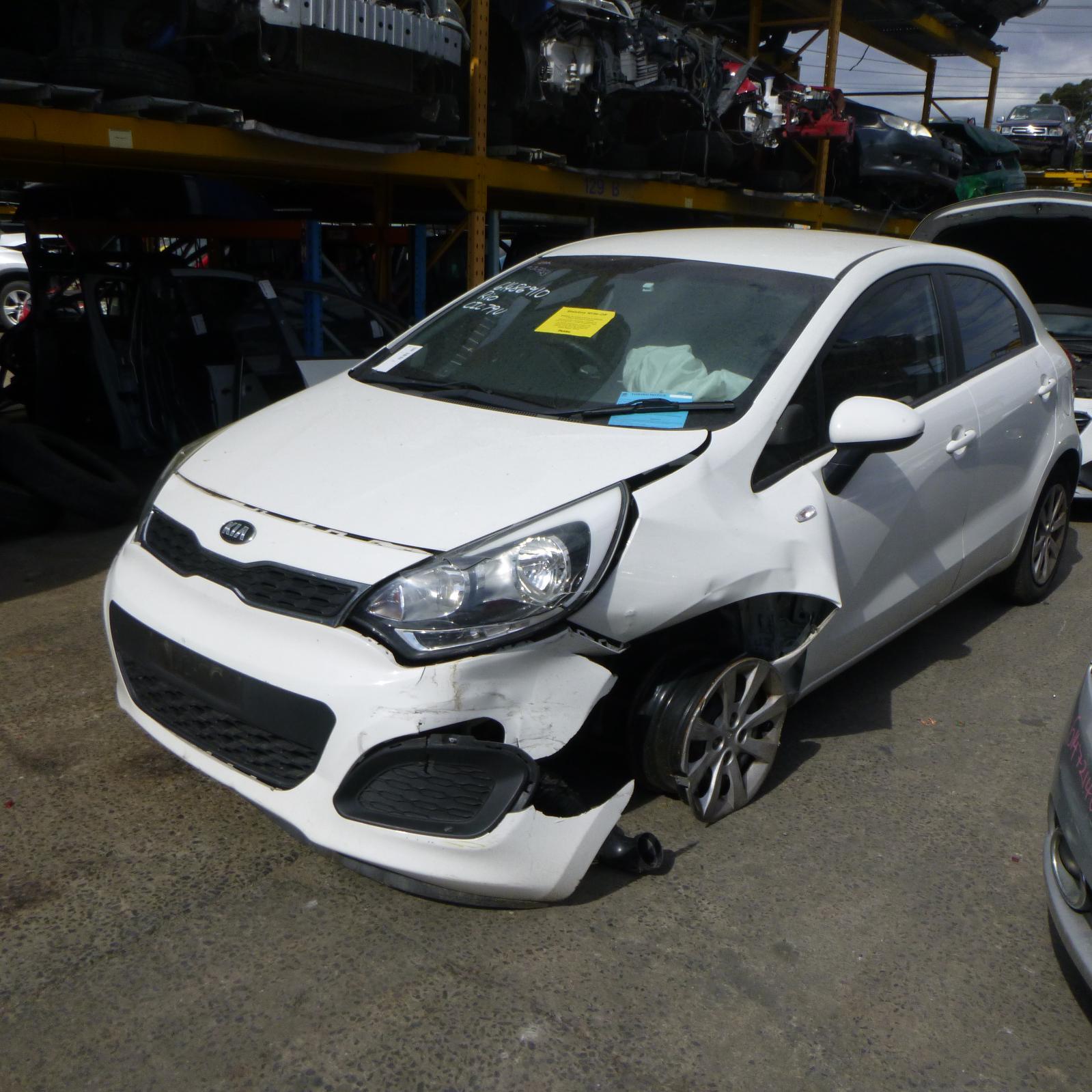 View Auto part R/Bar Bracket/Reinfo Kia Rio 2012