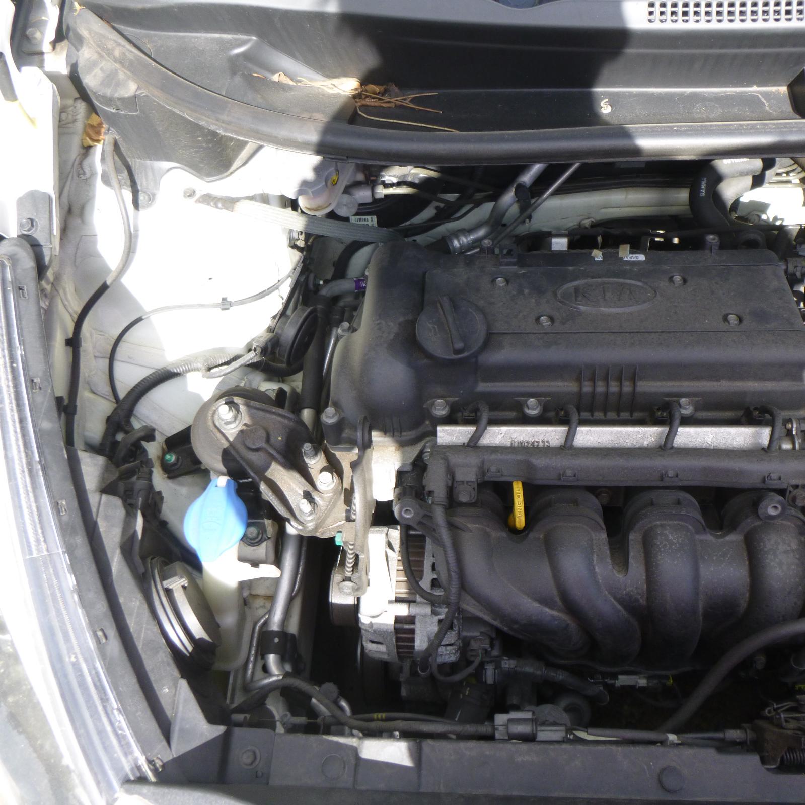 View Auto part R/Bar Bracket/Reinfo Kia Rio 2012