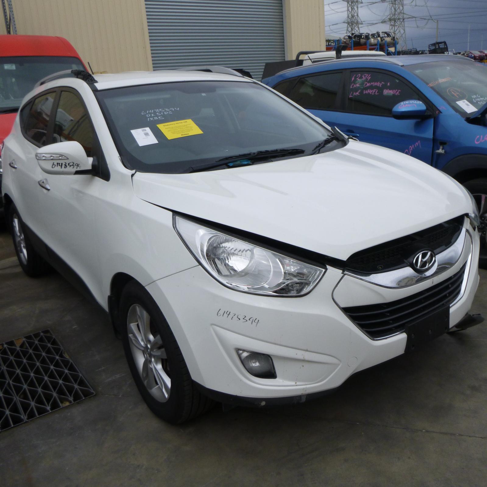 View Auto part Roof Rack/Bars Hyundai Ix35 2013