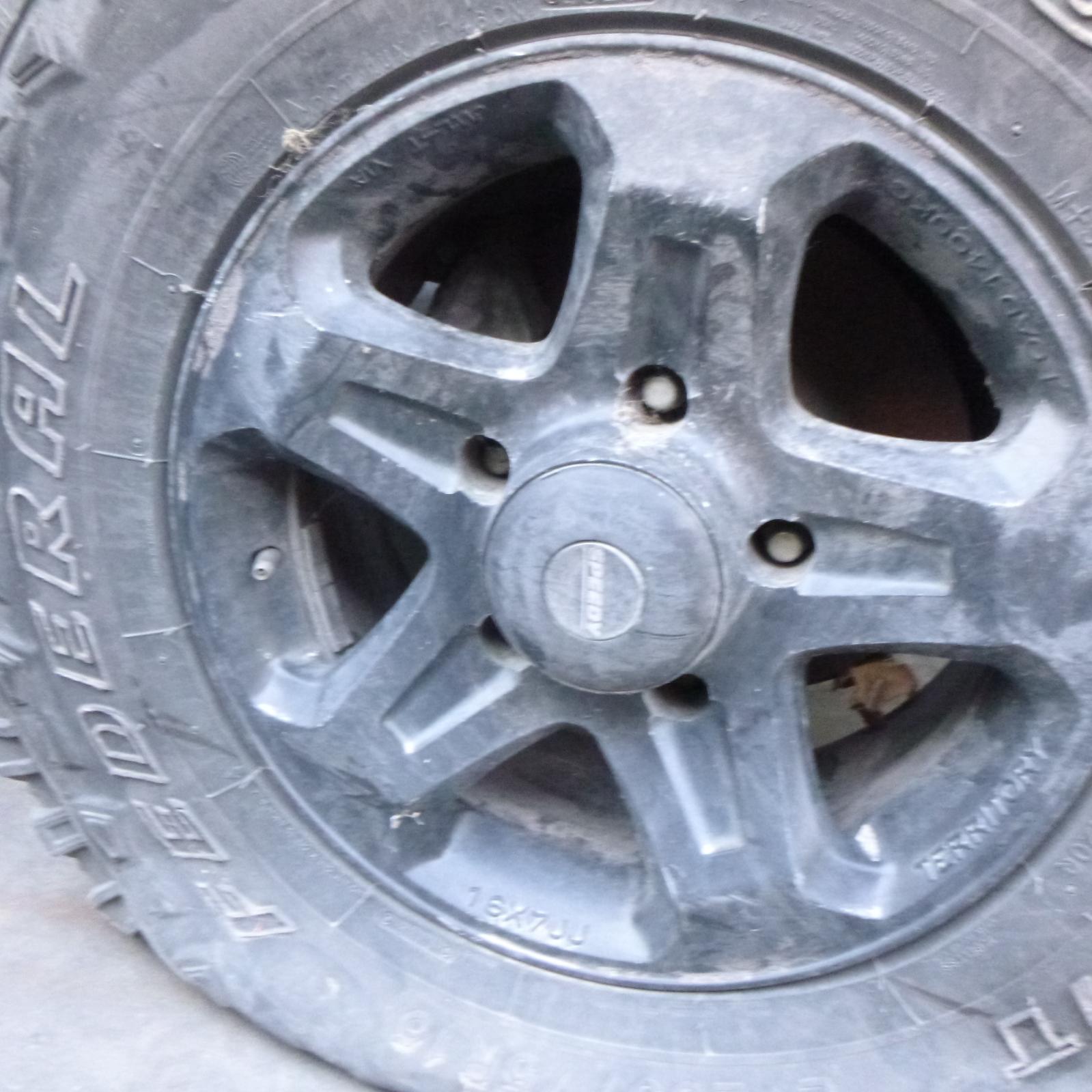 View Auto part Fuel Pump Toyota Landcruiser 1998