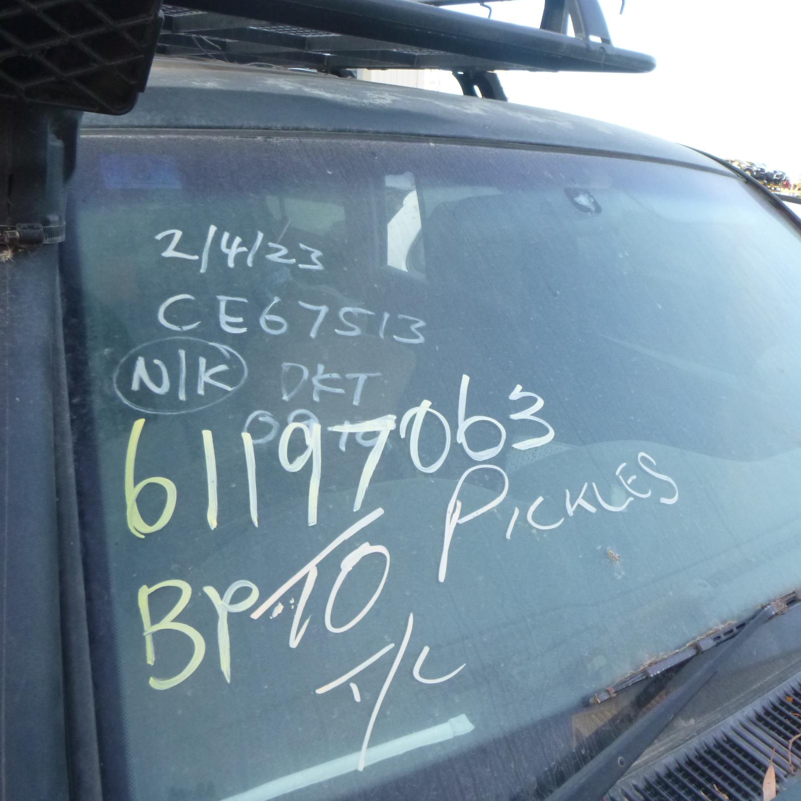 View Auto part Fuel Pump Toyota Landcruiser 1998