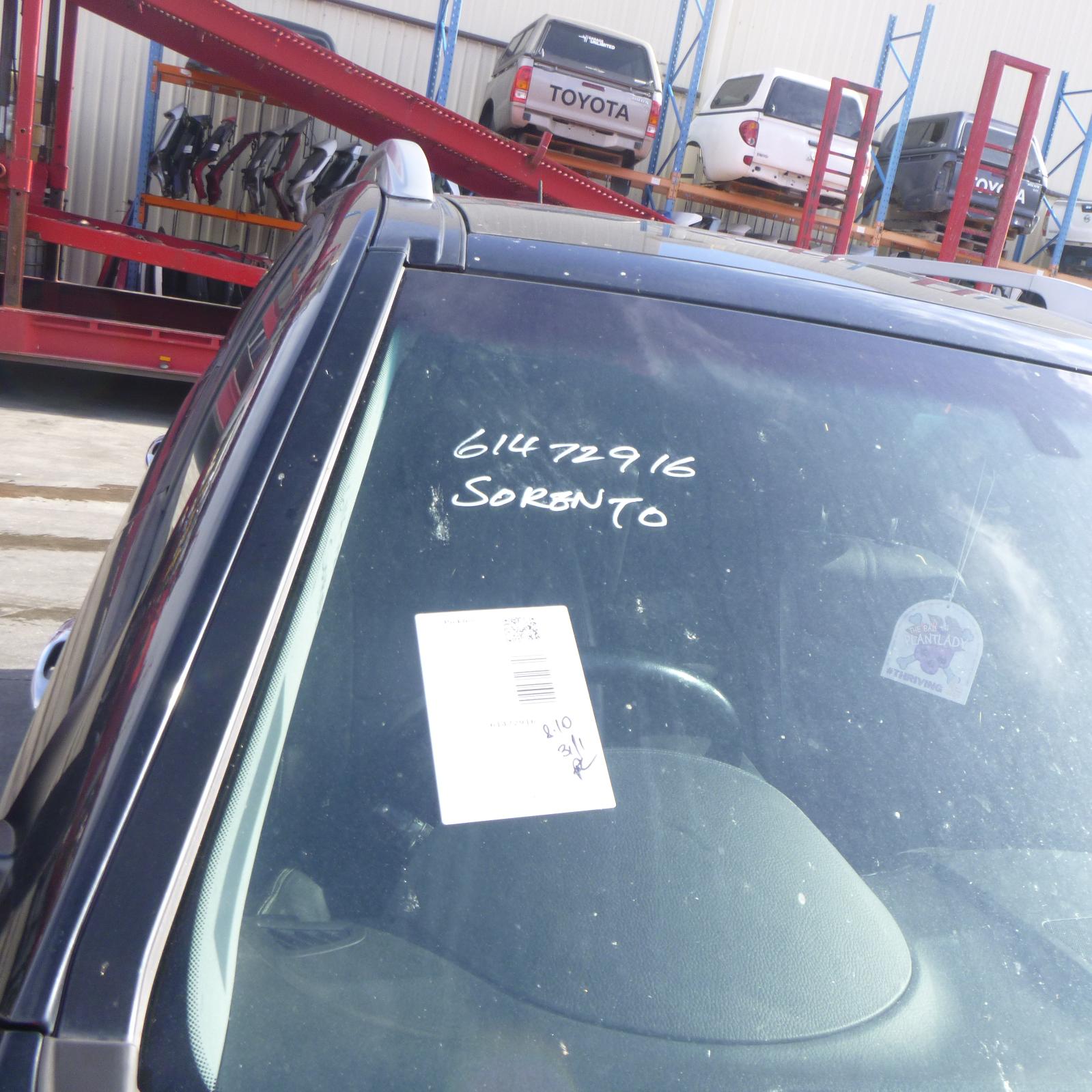 View Auto part Radio/Cd/Dvd/Sat/Tv Kia Sorento 2011