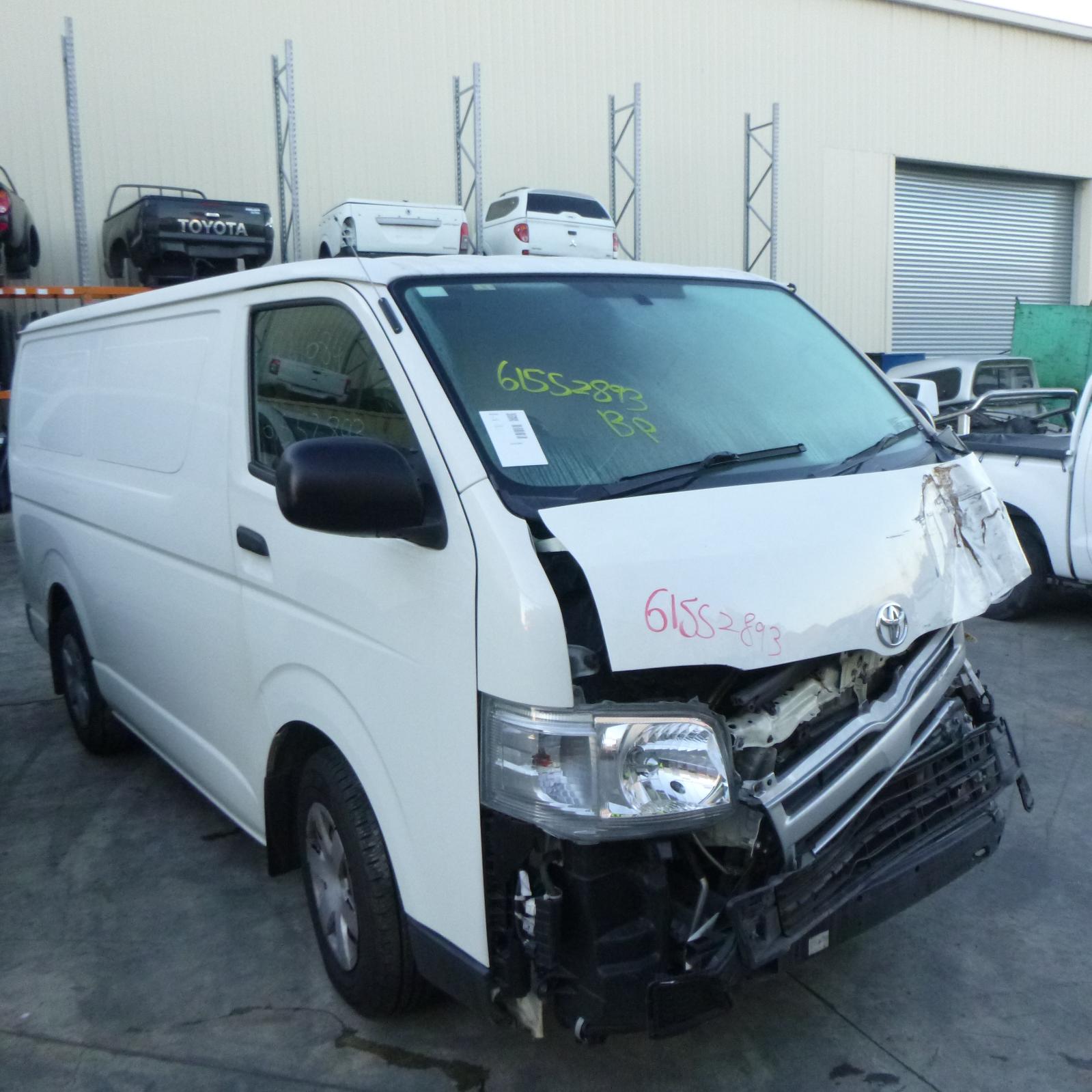View Auto part Radio/Cd/Dvd/Sat/Tv Toyota Hiace 2011