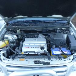 View Auto part P/S Reservoir Toyota Kluger 2004