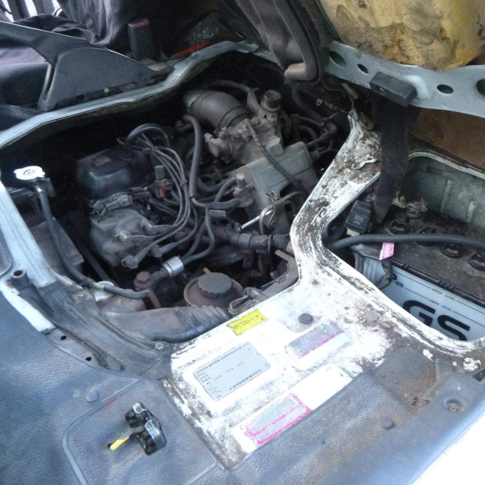 View Auto part Left Headlamp Toyota Hiace 2002