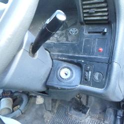 View Auto part Left Headlamp Toyota Hiace 2002