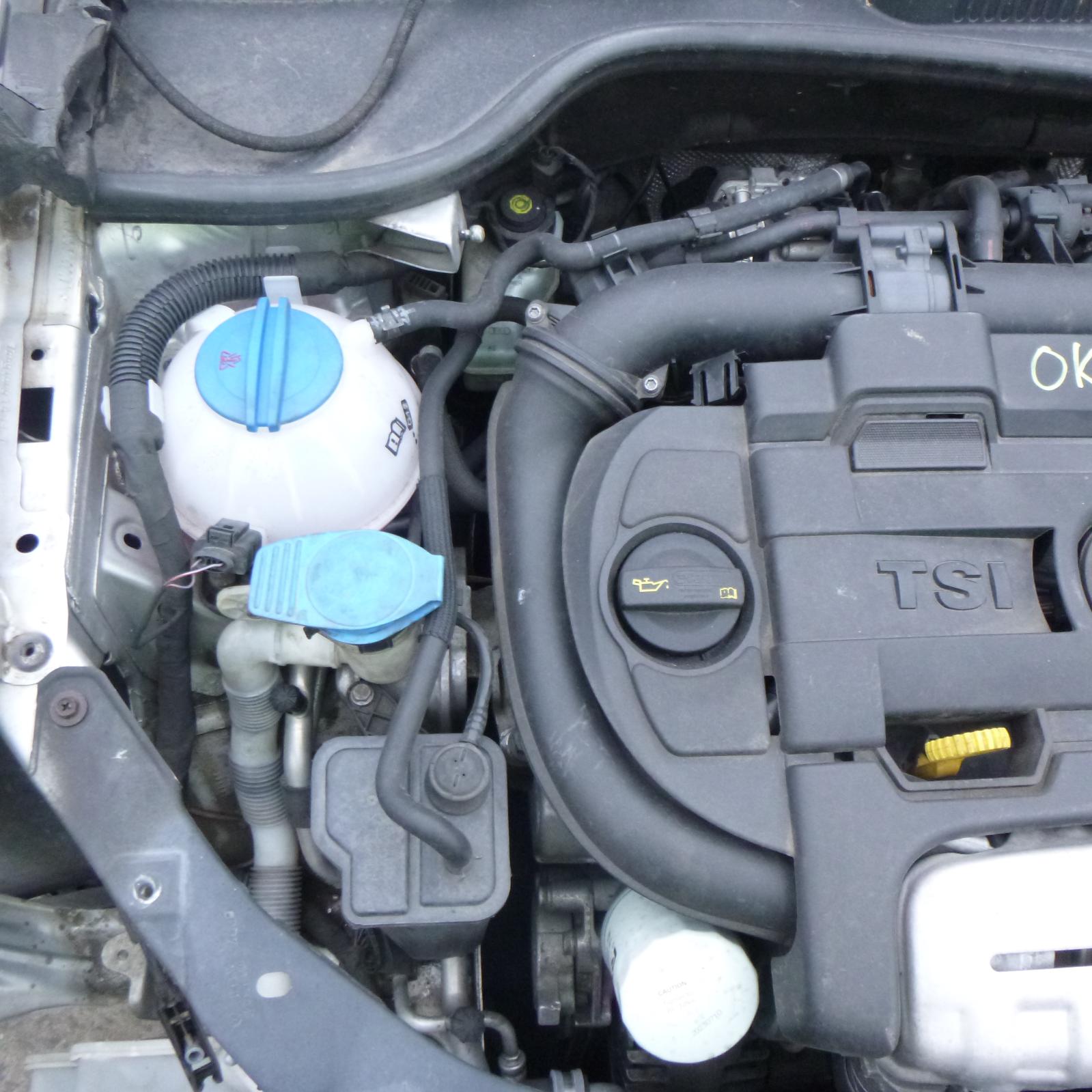 View Auto part Door/Boot/Gate Lock Volkswagen Golf 2010