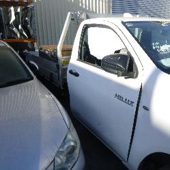 View Auto part Grille Toyota Hilux 2022
