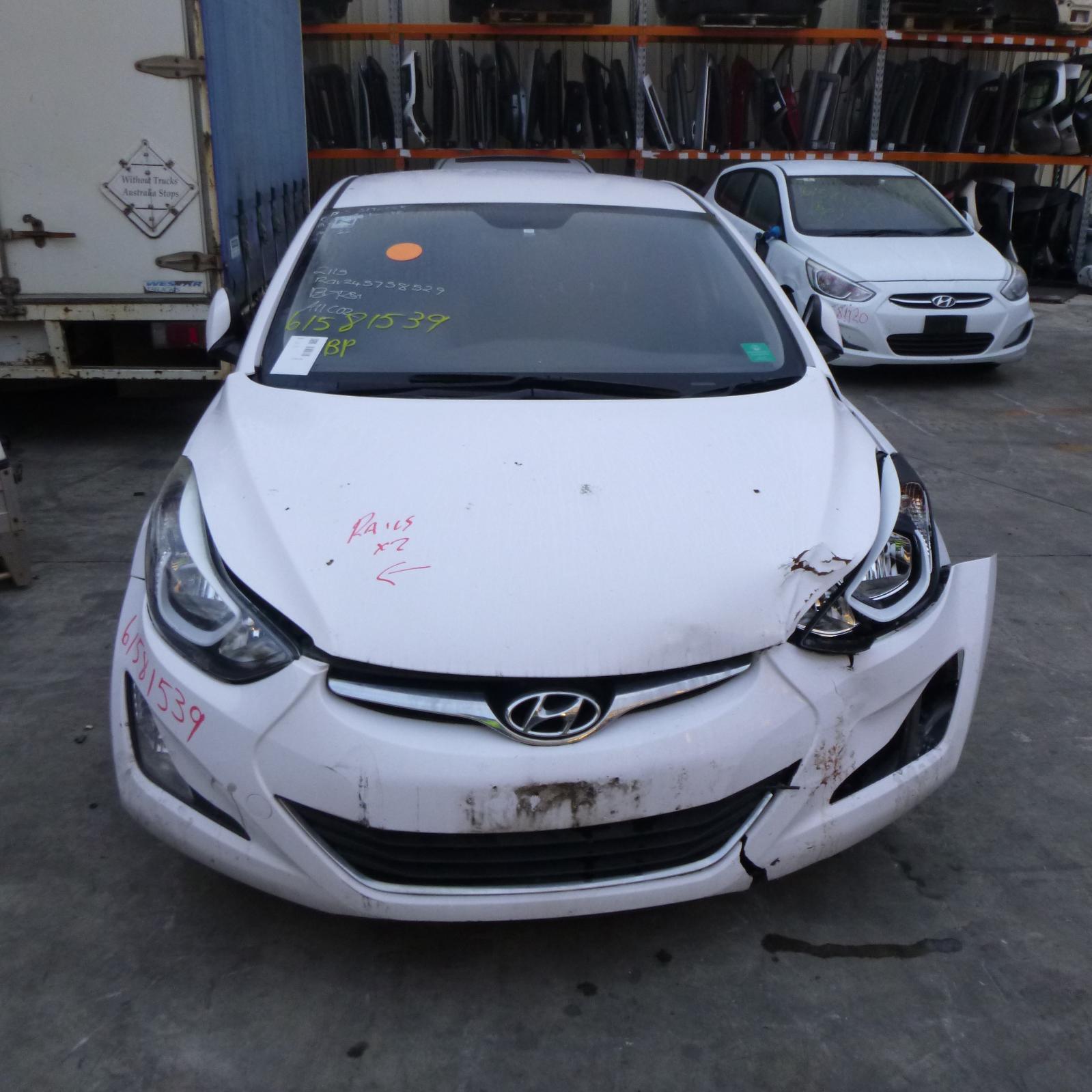 View Auto part Radiator Hyundai Elantra 2015