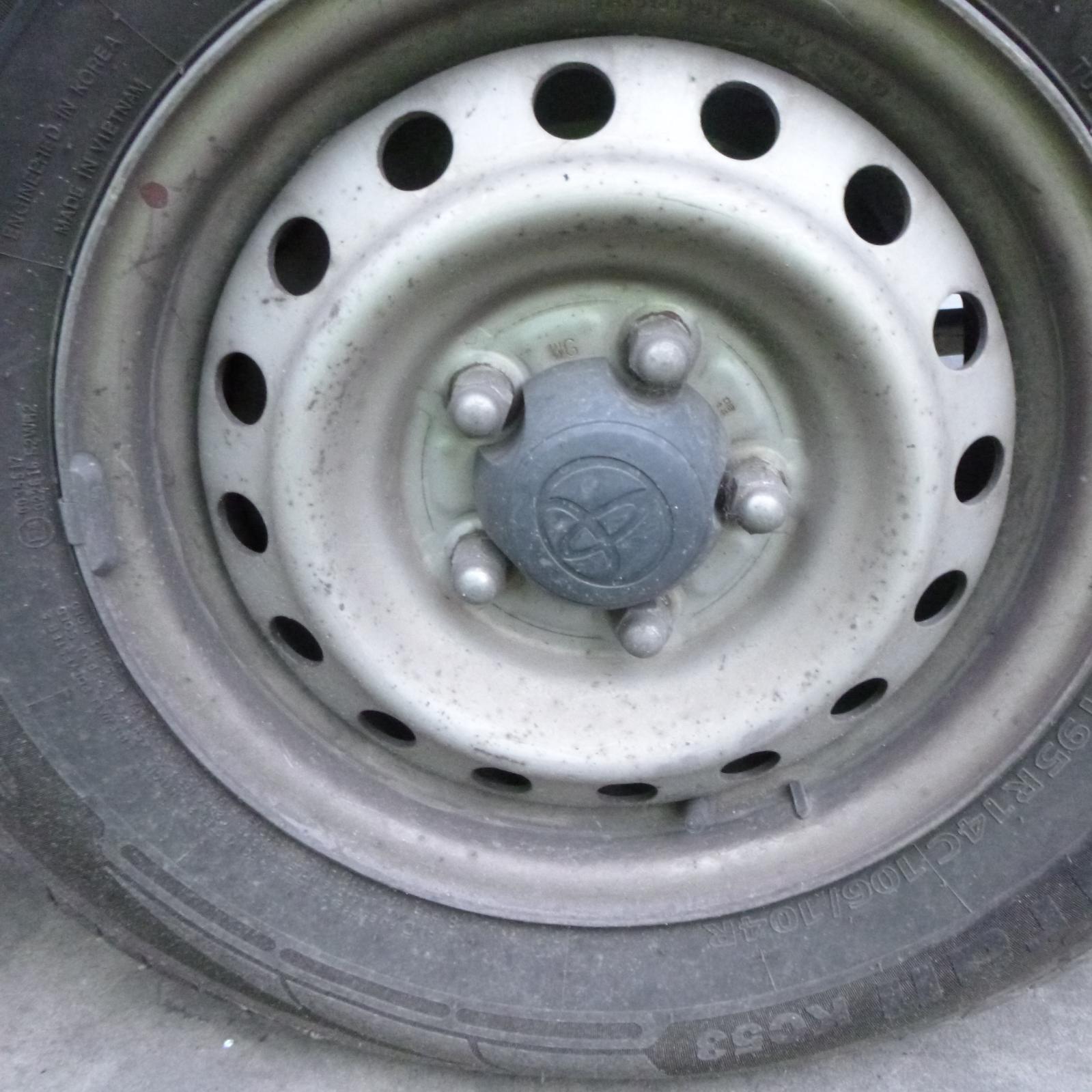 View Auto part Heater Fan Motor Toyota Hilux 2007