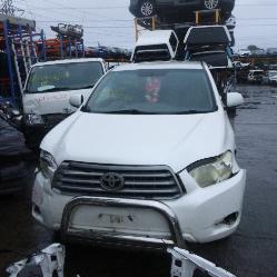 View Auto part Fuel Pump Toyota Kluger 2008