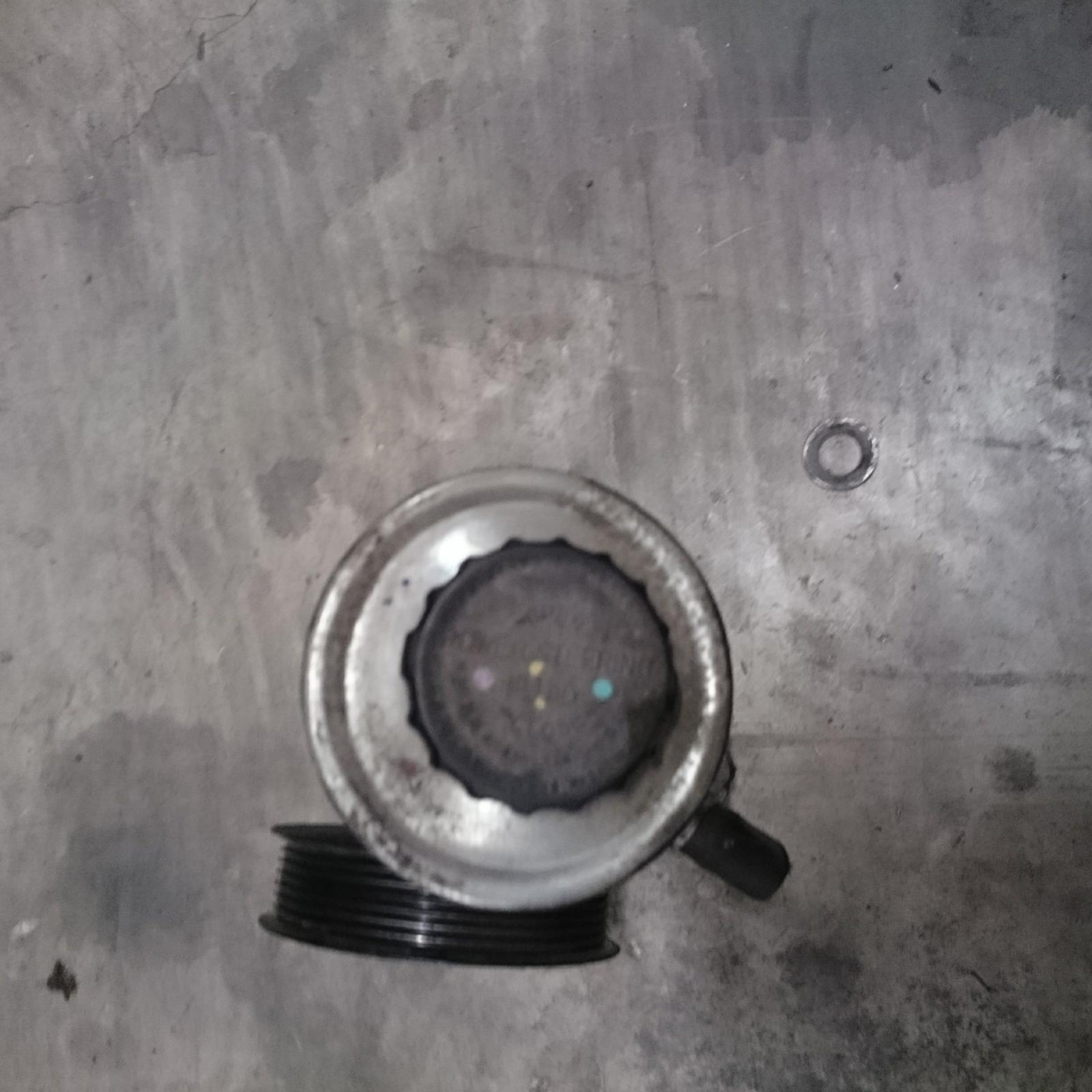 View Auto part Steering Pump Toyota Hilux 2015
