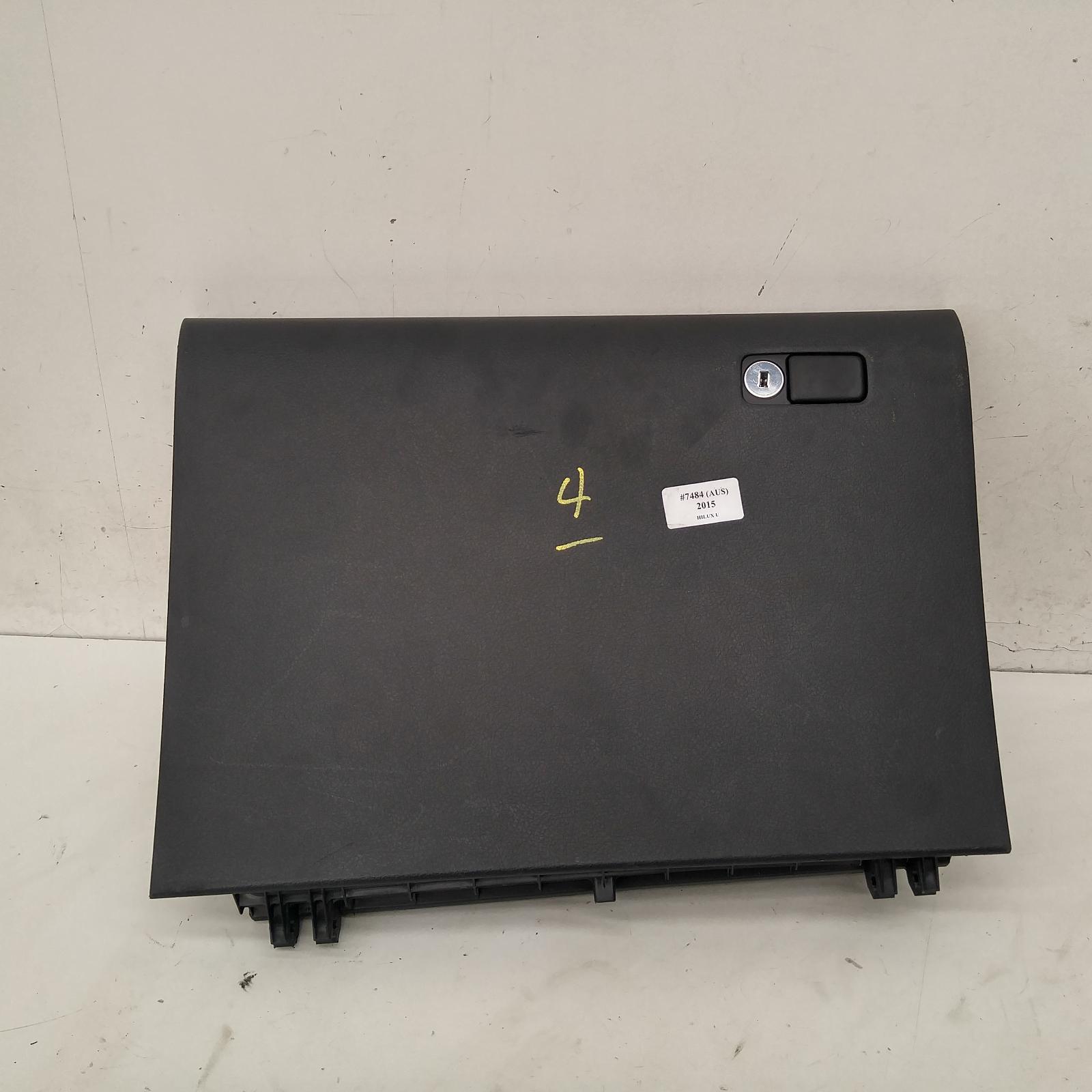 View Auto part Glove Box Toyota Hilux 2015