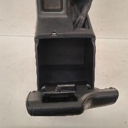 View Auto part Console Toyota Hilux 2015