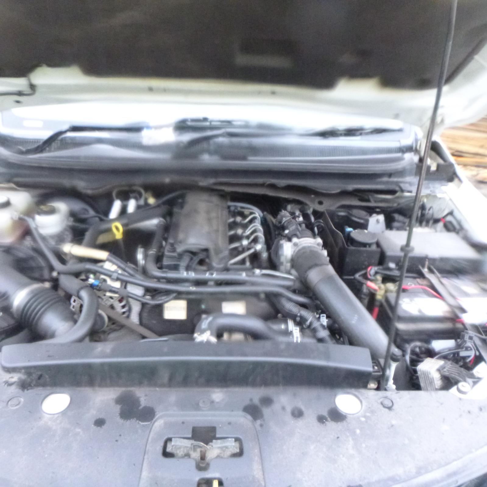 View Auto part Fuel Filter Housing Mazda Bt50 2012