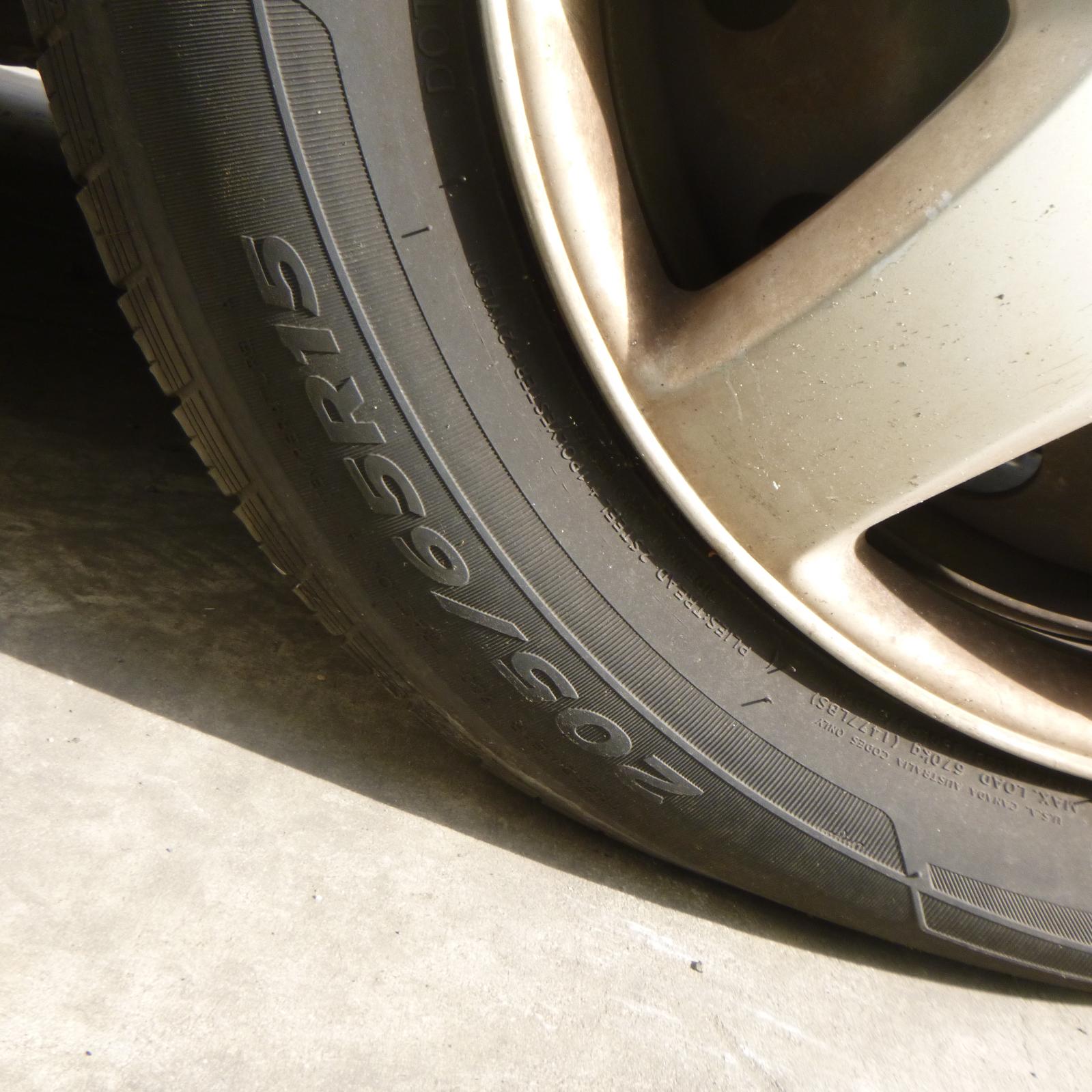 View Auto part Right Door Mirror Toyota Camry 2005