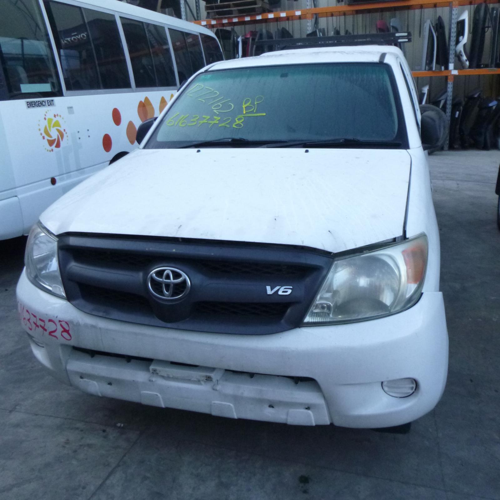 View Auto part Fuse Box Toyota Hilux 2008