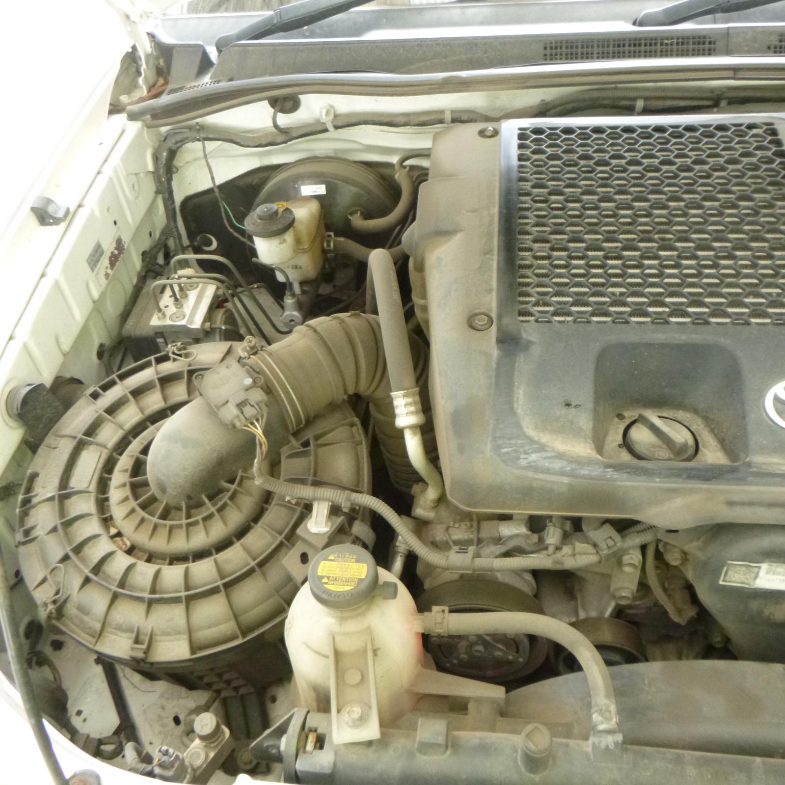 View Auto part Carpet Toyota Hilux 2014