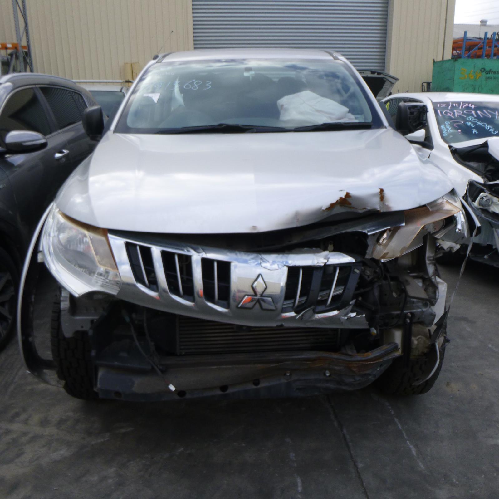 View Auto part Ecu Mitsubishi Triton 2015