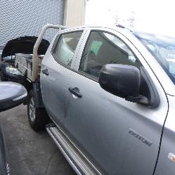 View Auto part Instrument Cluster Mitsubishi Triton 2015