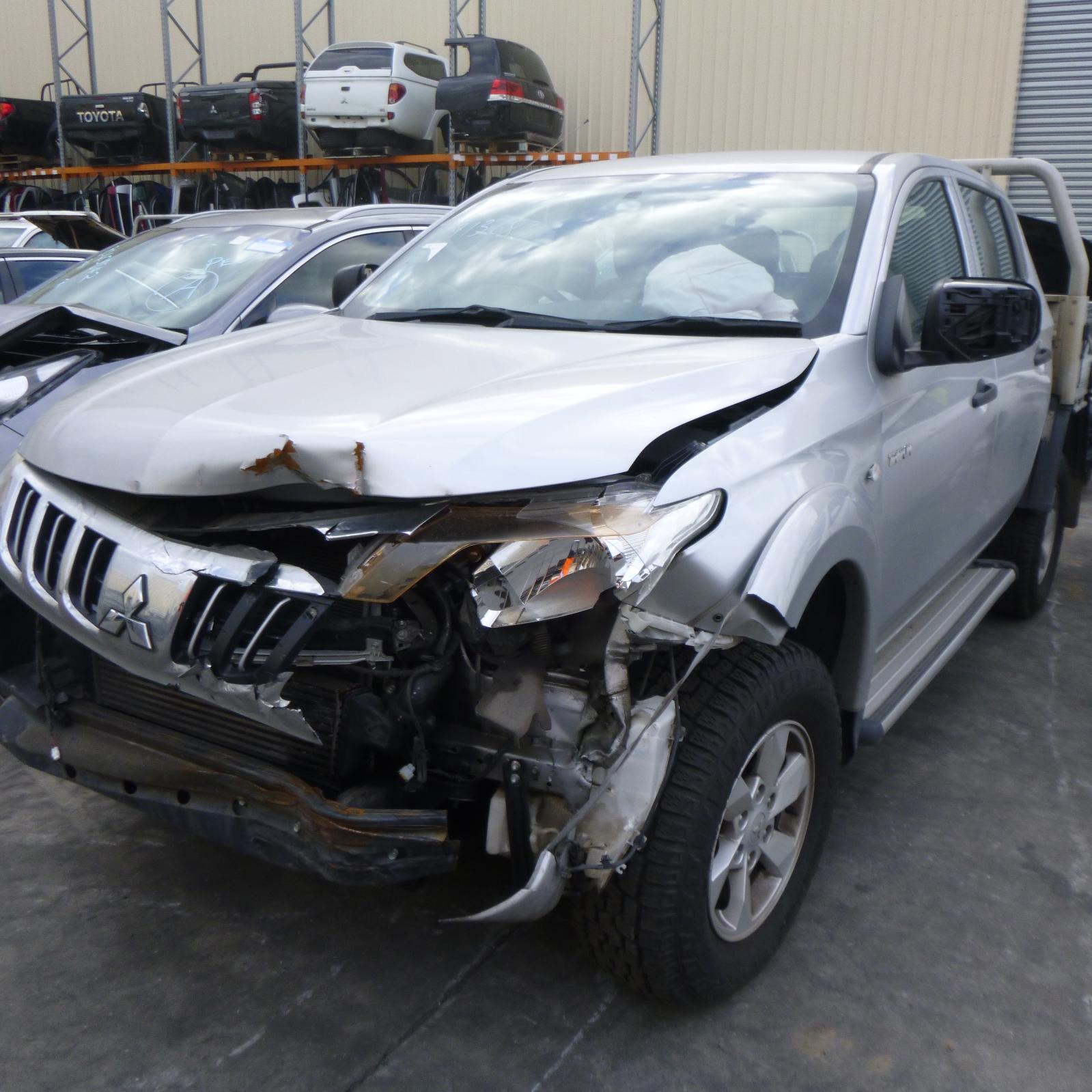 View Auto part Ecu Mitsubishi Triton 2015