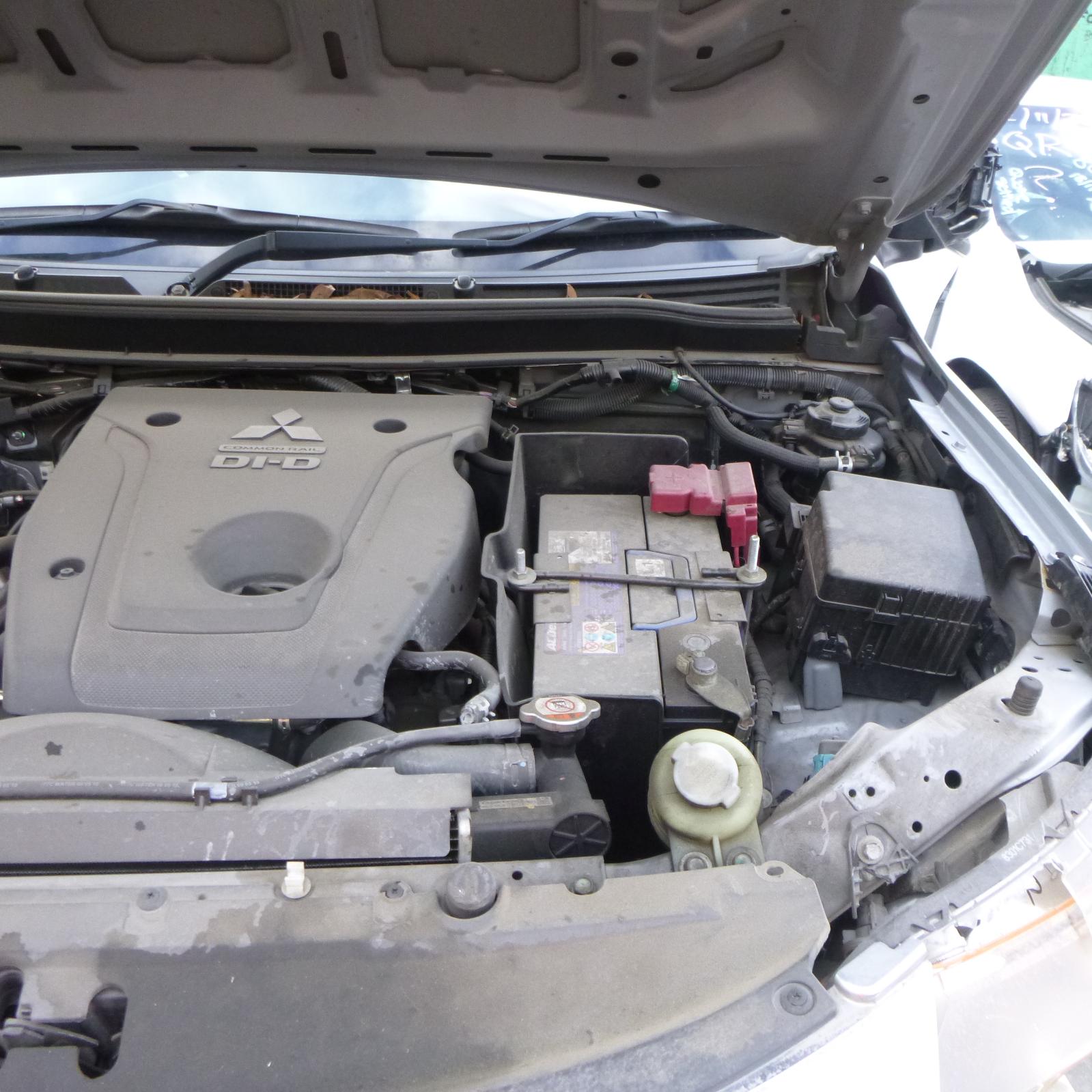 View Auto part Ecu Mitsubishi Triton 2015
