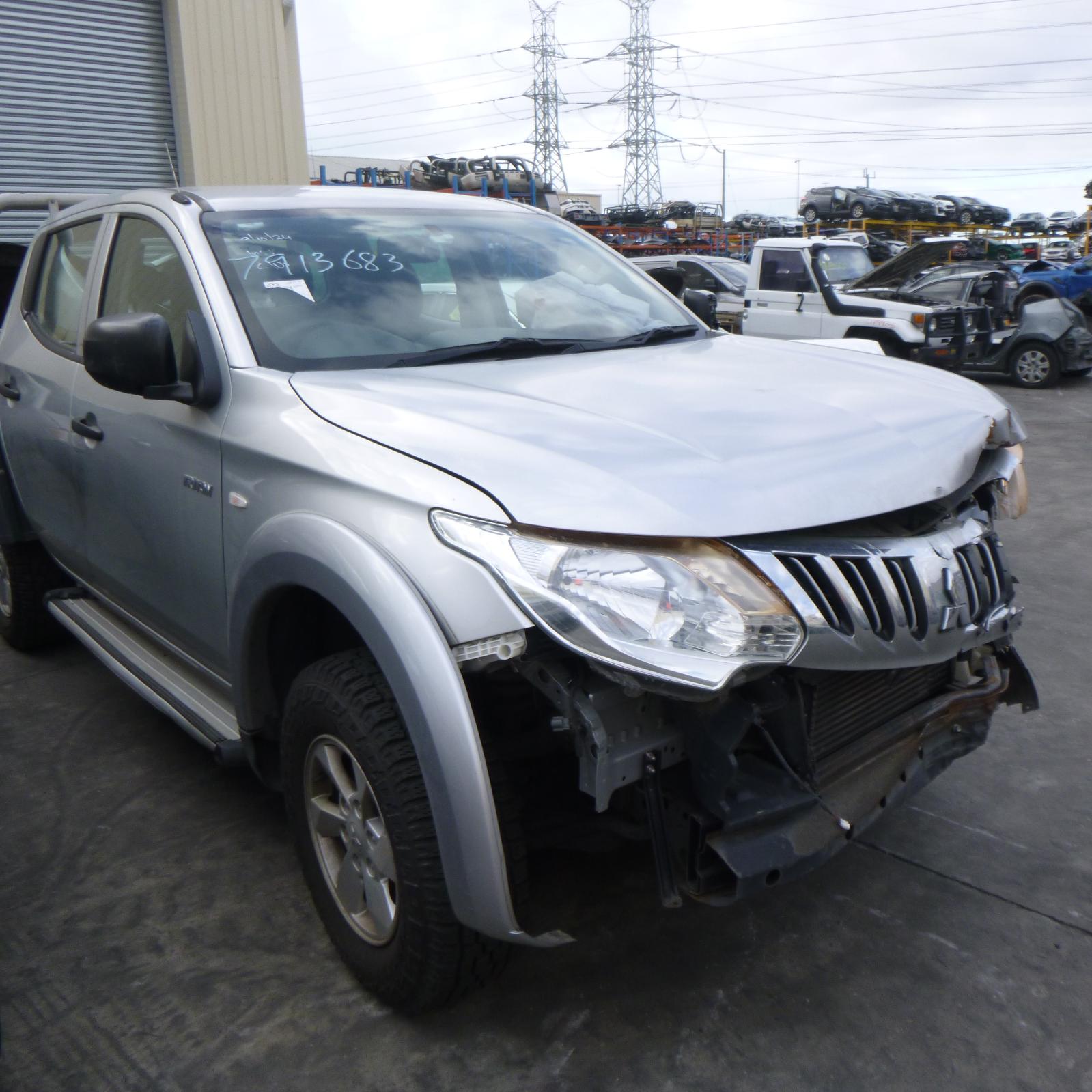 View Auto part Ecu Mitsubishi Triton 2015