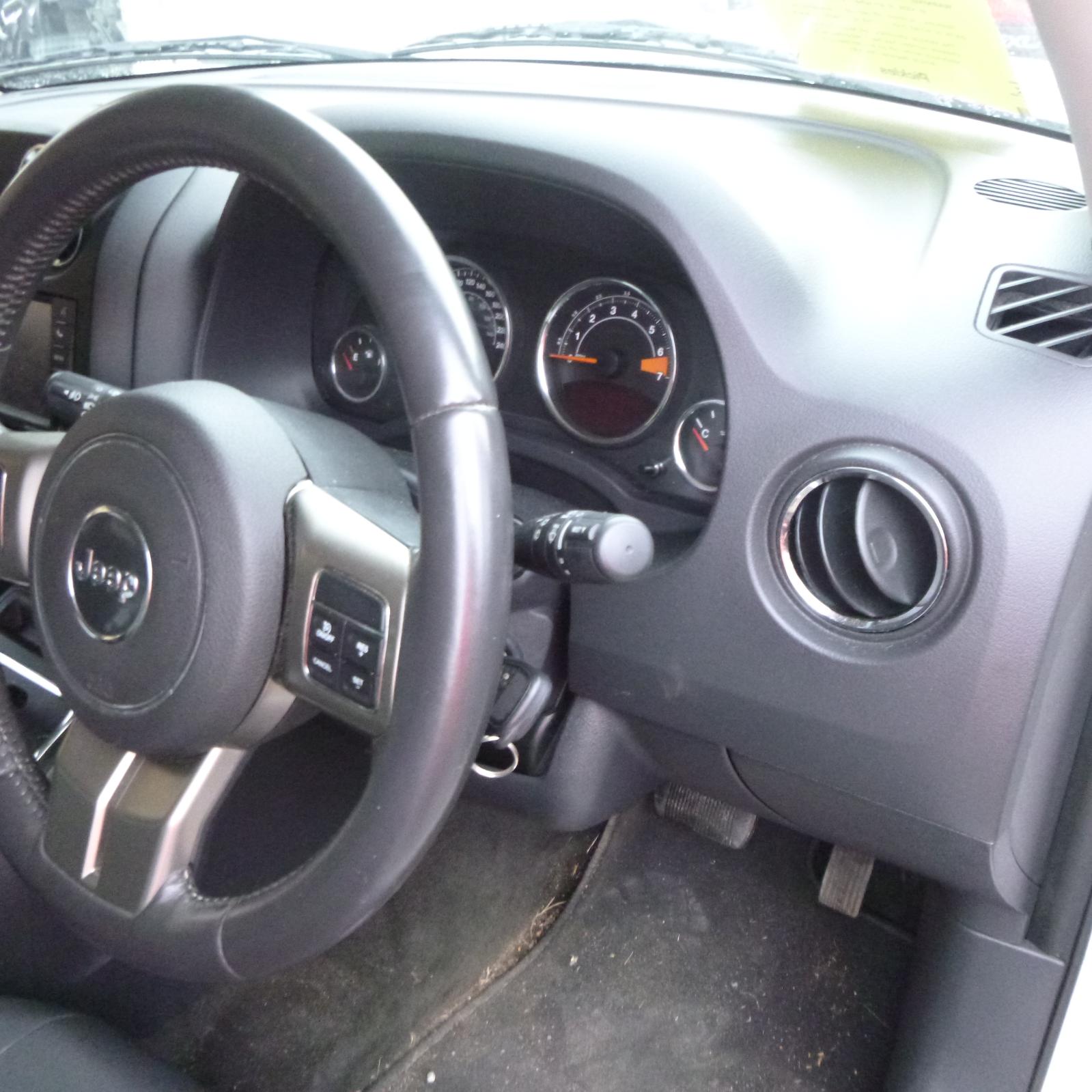 View Auto part Side Step/Skirt Jeep Patriot 2016