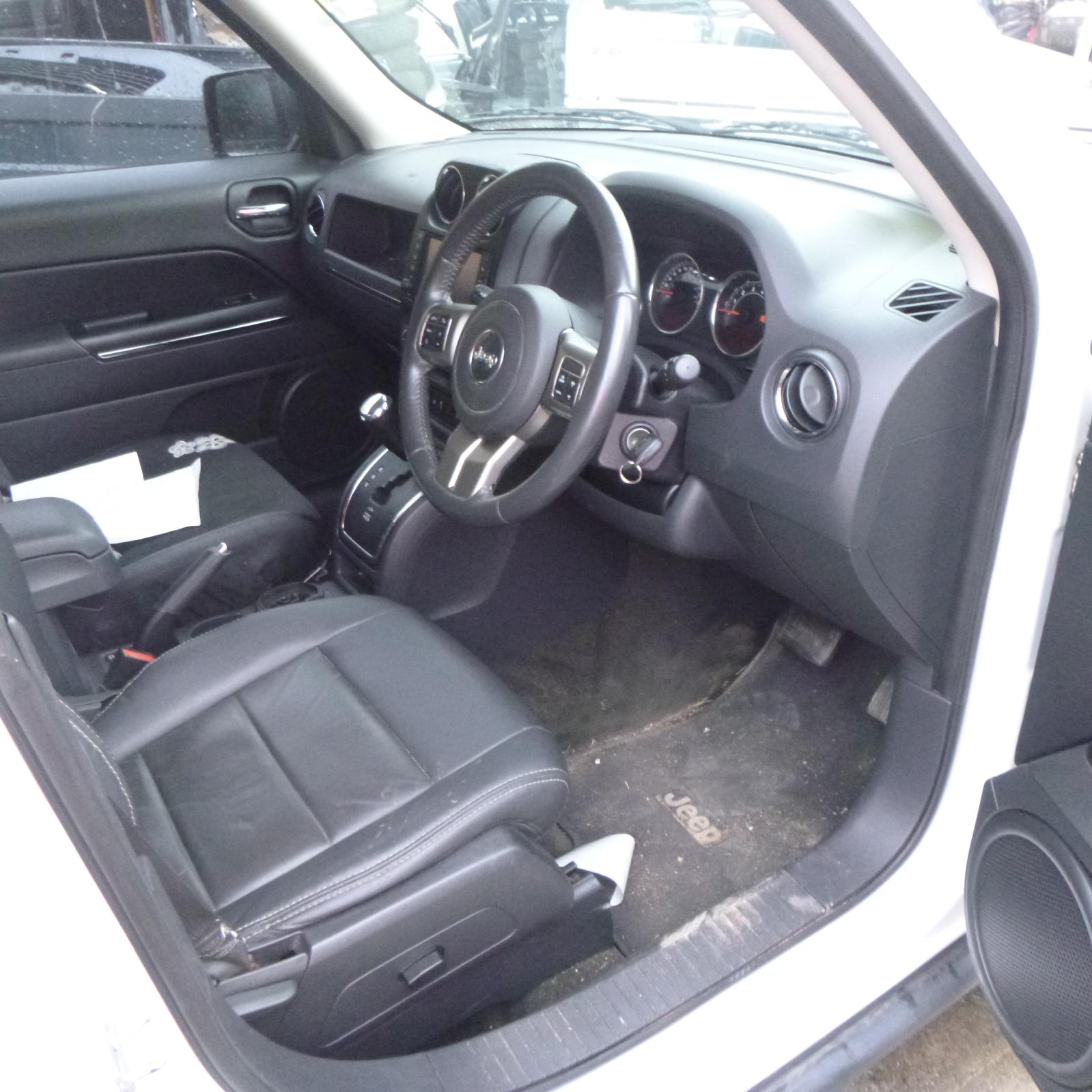 View Auto part Side Step/Skirt Jeep Patriot 2016