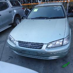 View Auto part Left Door Mirror Toyota Camry 2000