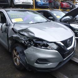 View Auto part Headrest Nissan Qashqai 2019