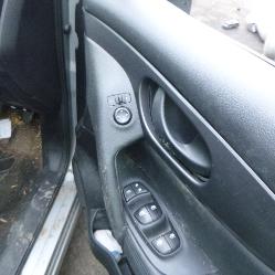 View Auto part Headrest Nissan Qashqai 2019