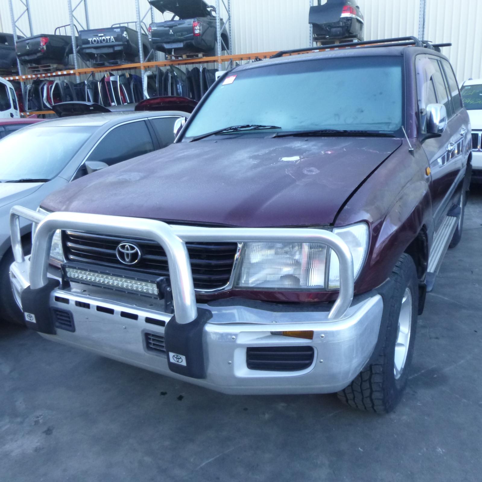 View Auto part Fuel Tank Toyota Landcruiser 2001