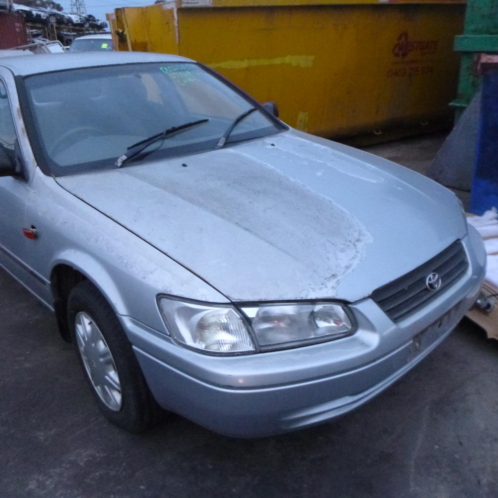 View Auto part Left Door Mirror Toyota Camry 2000