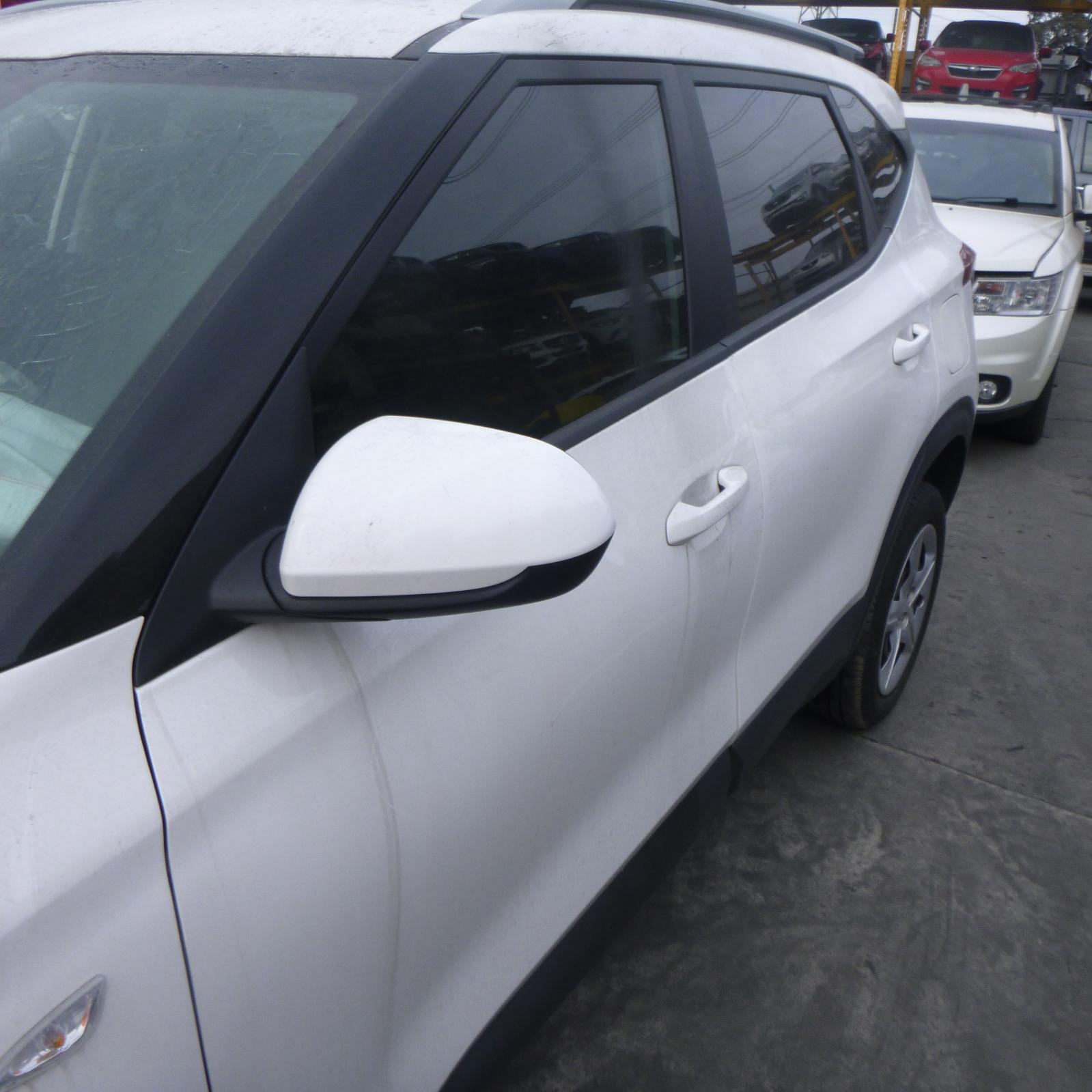 View Auto part Handbrake Lever Kia Seltos 2022