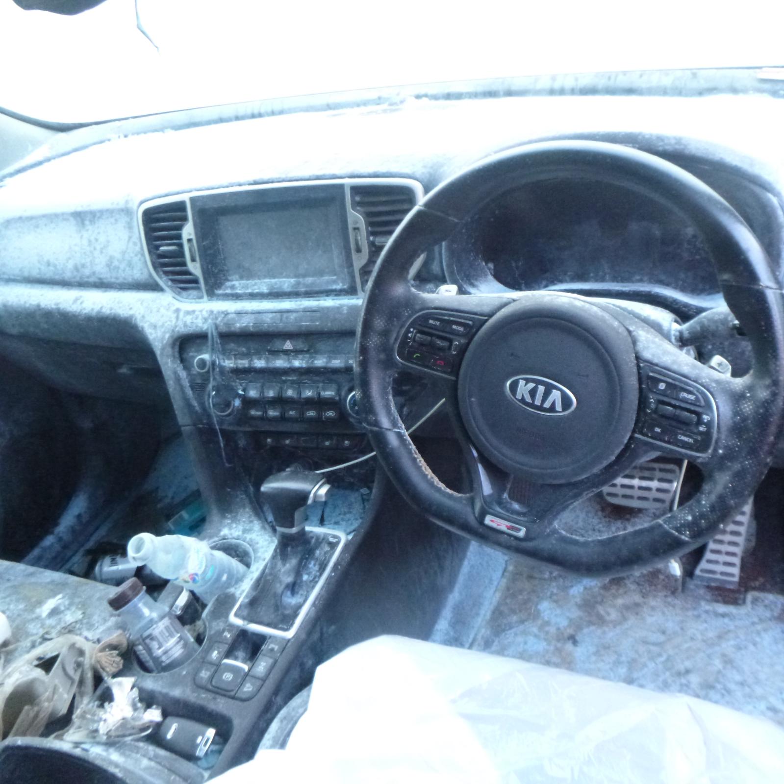 View Auto part Right Front Door Window Kia Sportage 2018