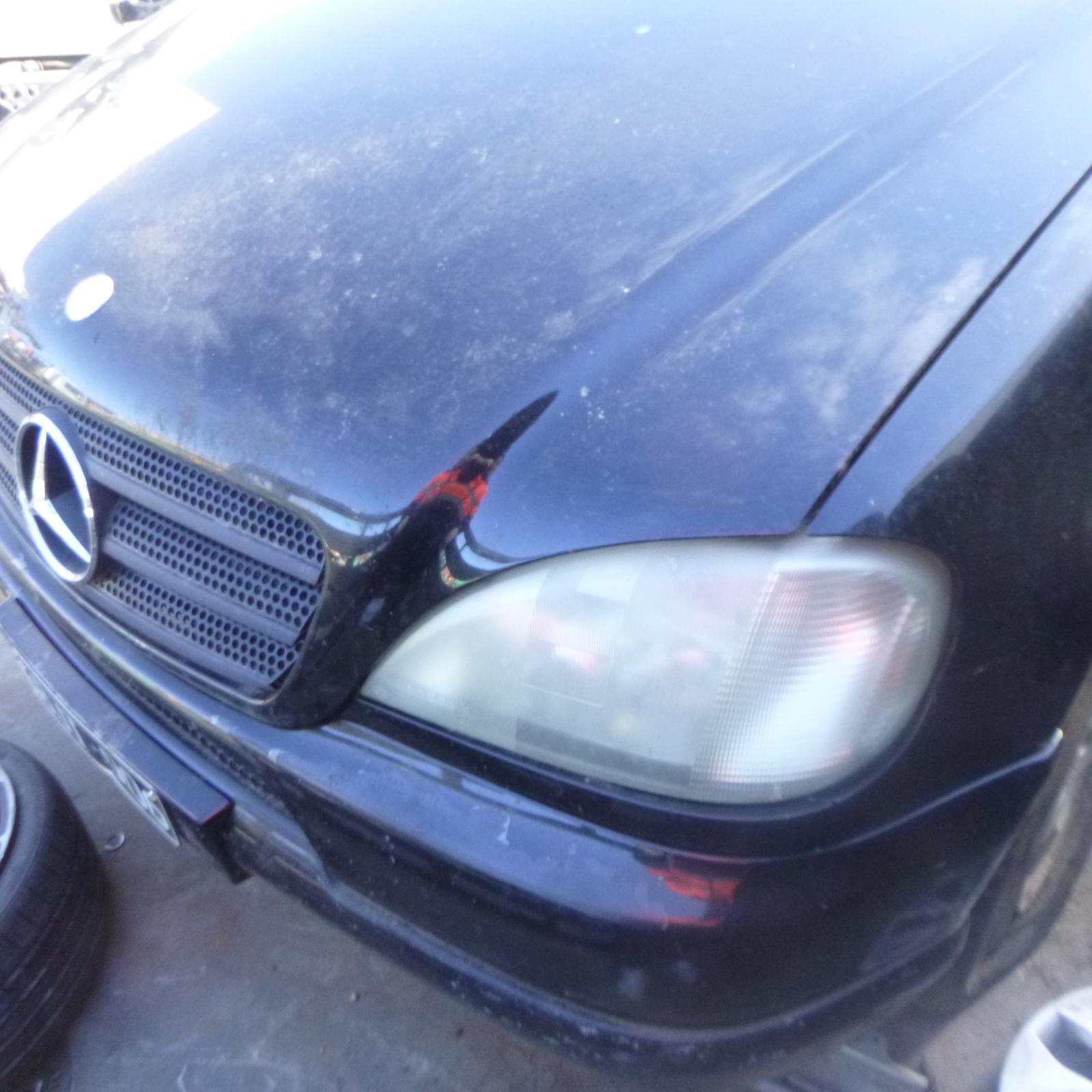 View Auto part Right Headlamp Mercedes M Class 2000