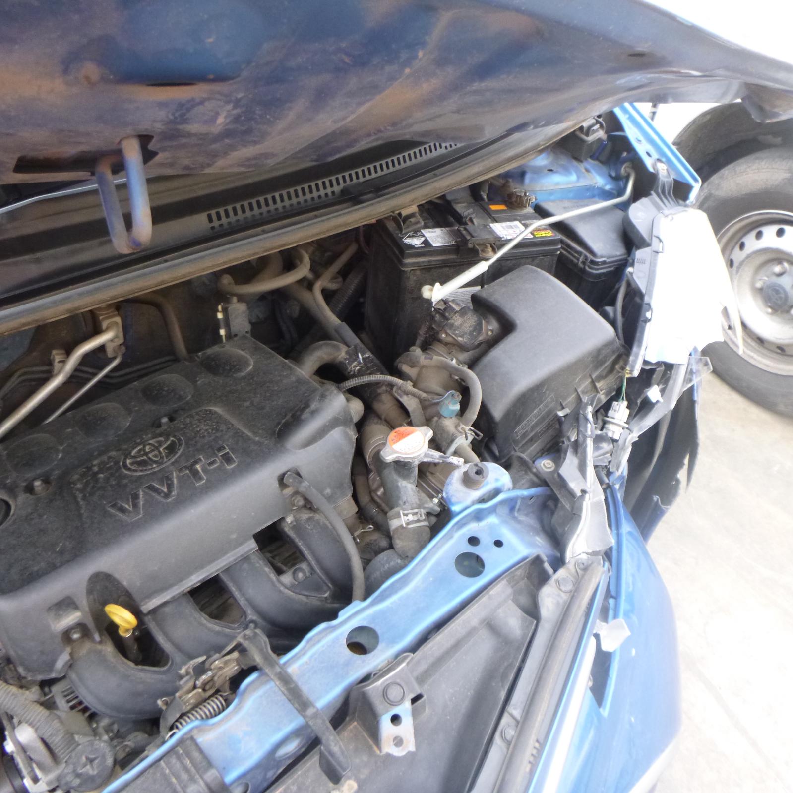 View Auto part Left Taillight Toyota Yaris 2016
