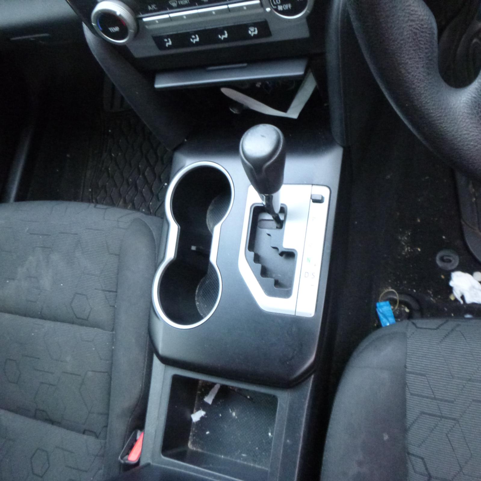 Clock Camry Toyota 2012